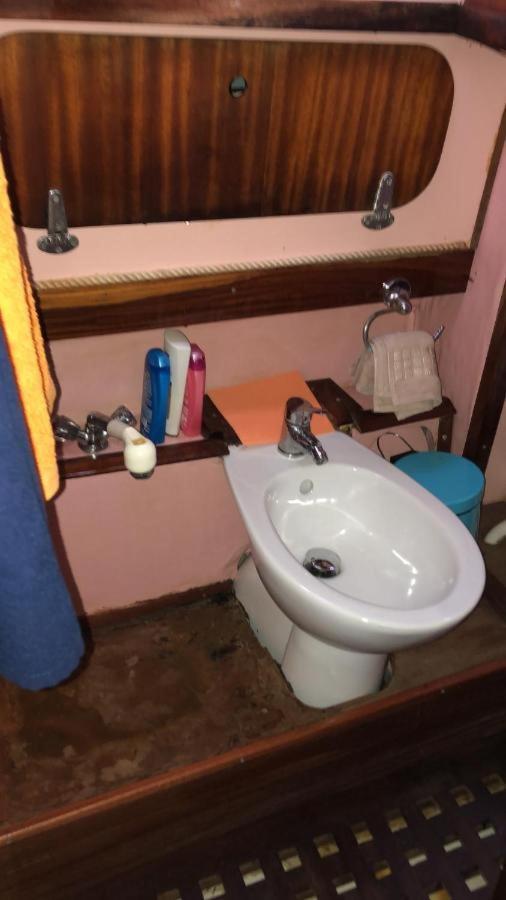 Pm Molo Trapezoidale Palermo Hotel Kültér fotó